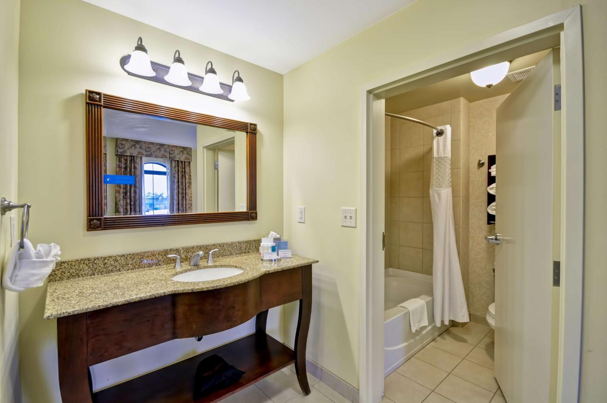 Hampton Inn & Suites North Charleston-University Boulevard Exteriör bild