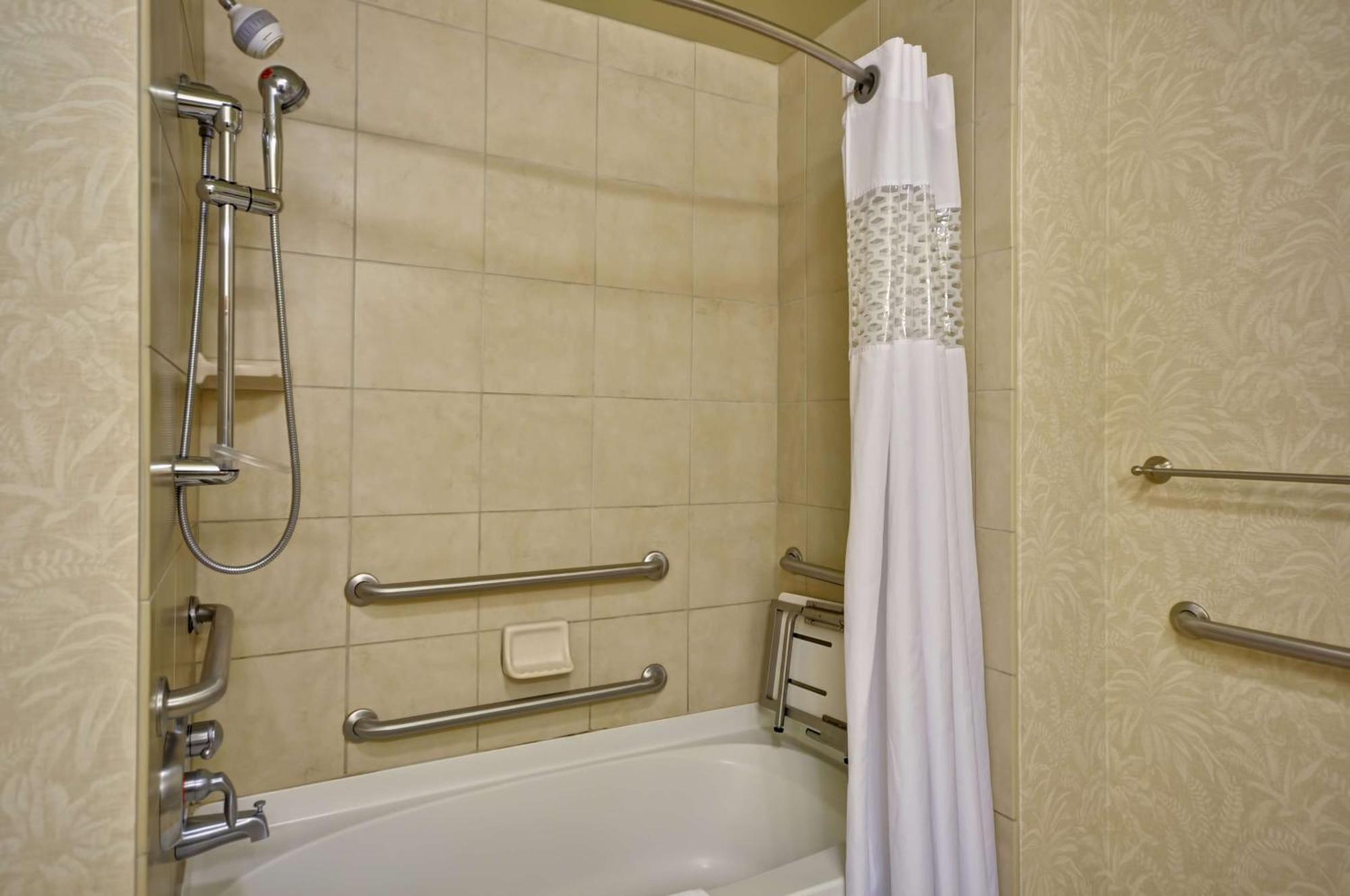 Hampton Inn & Suites North Charleston-University Boulevard Exteriör bild