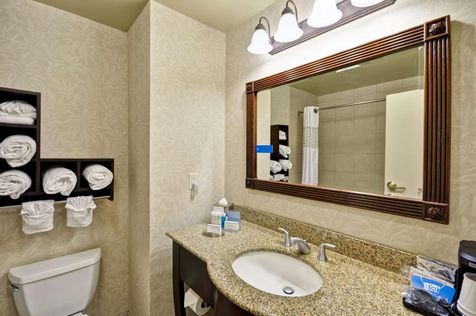 Hampton Inn & Suites North Charleston-University Boulevard Exteriör bild