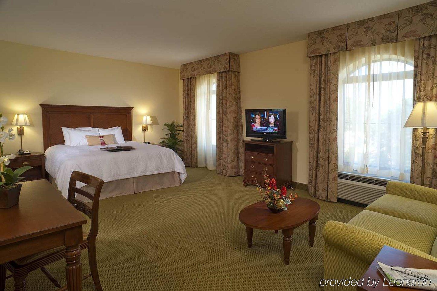 Hampton Inn & Suites North Charleston-University Boulevard Rum bild